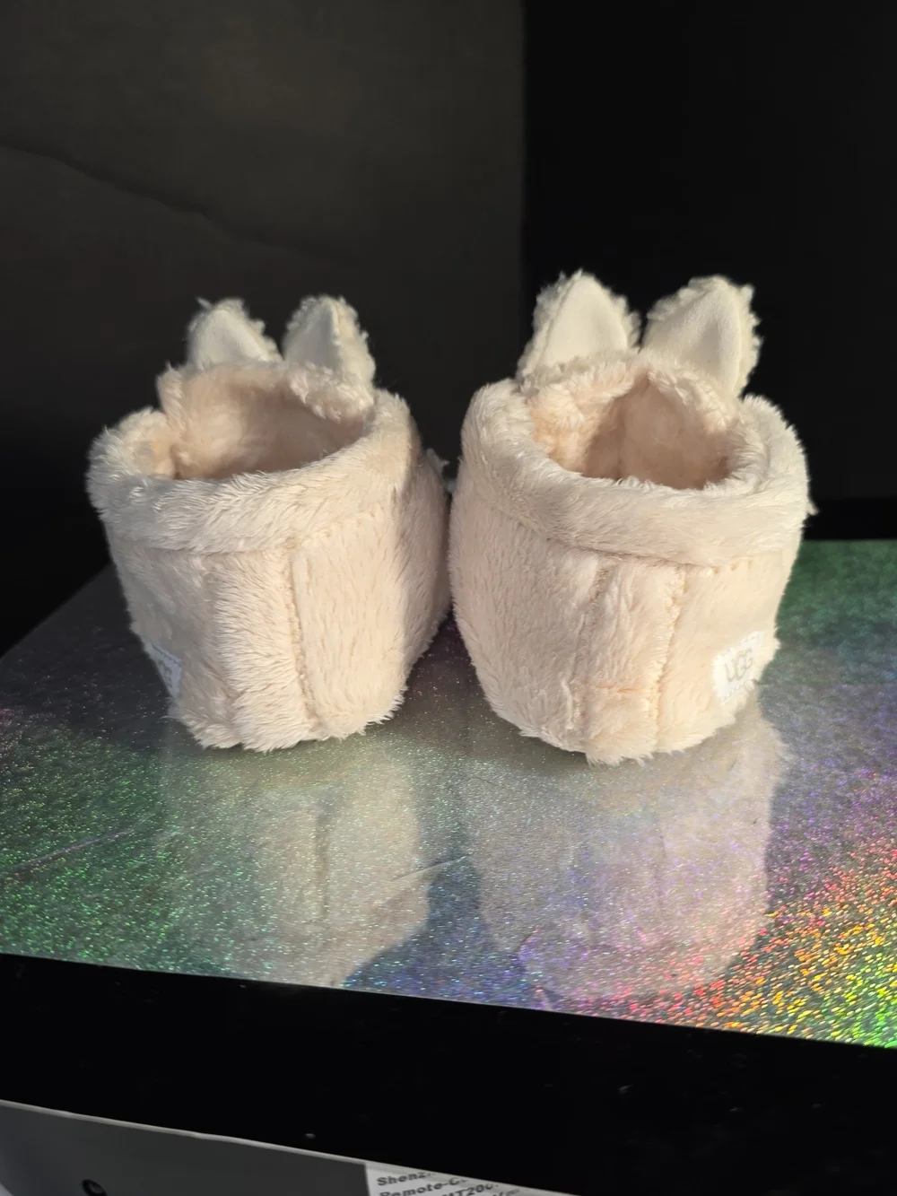 UGG Bixbee Llama Stuffie Unisex Plush Soft Slippers Booties Baby Sz 4/5 Natural